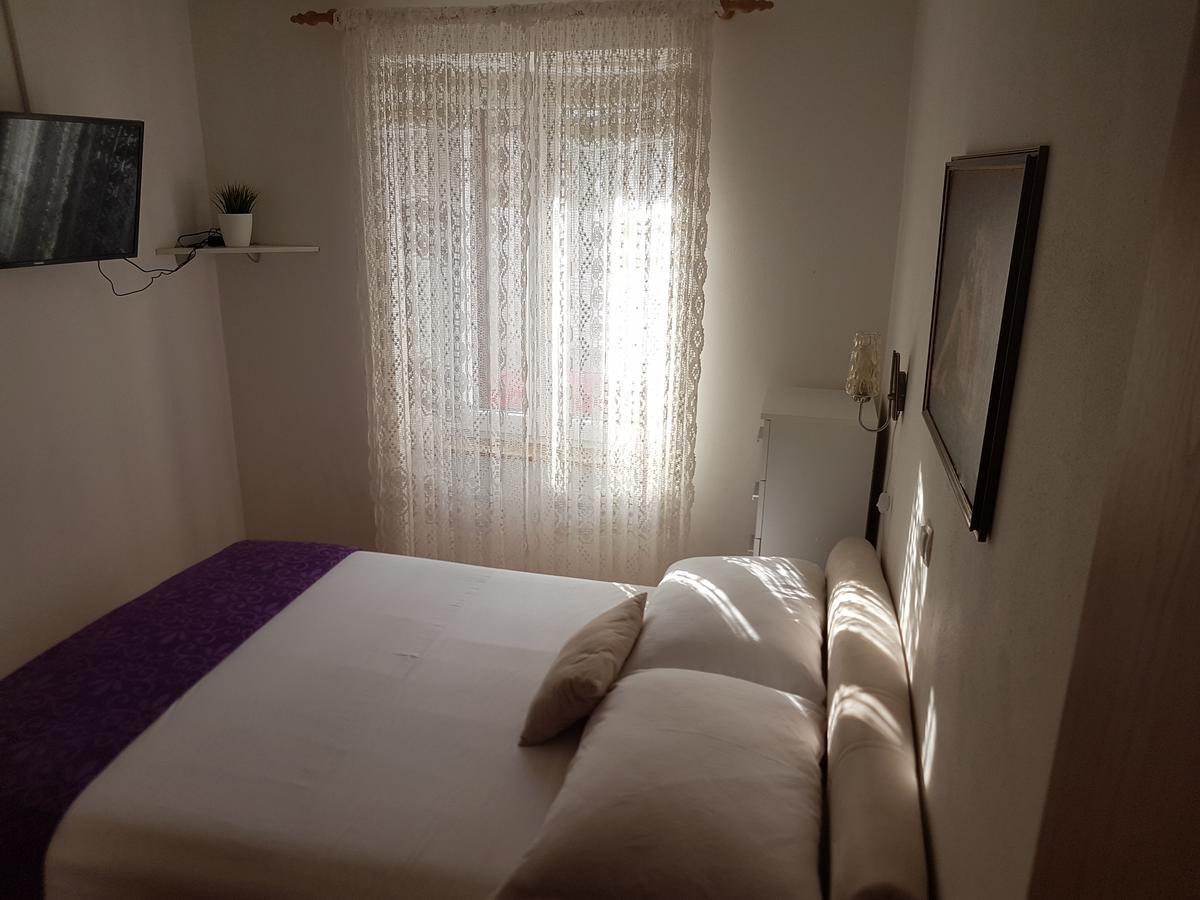 Apartment Varos ซาดาร์ ภายนอก รูปภาพ