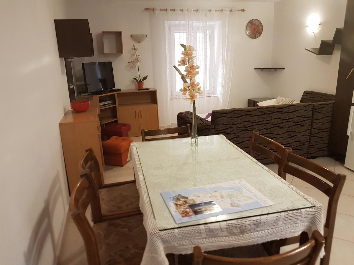 Apartment Varos ซาดาร์ ภายนอก รูปภาพ
