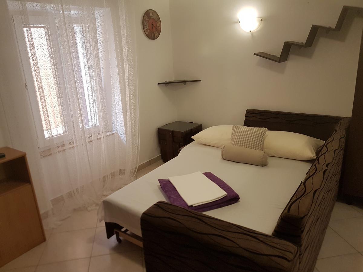 Apartment Varos ซาดาร์ ภายนอก รูปภาพ